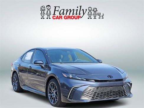 New 2026 Toyota Camry SE image 2