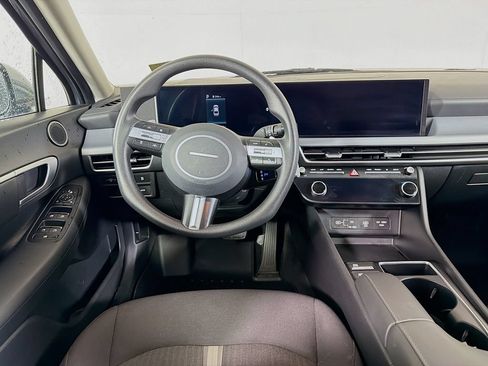 Used 2025 Hyundai Sonata SEL FWD image 19