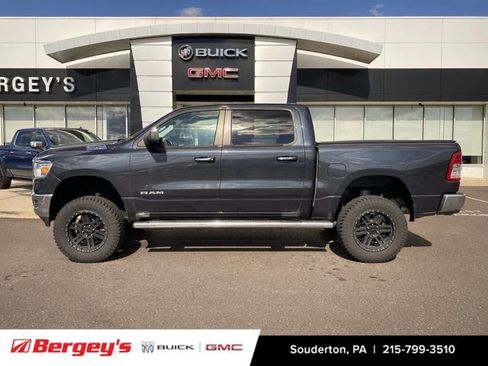 Used 2019 RAM 1500 Big Horn AWD/4WD image 2