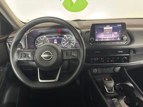 Used 2023 Nissan Rogue S AWD/4WD image 8