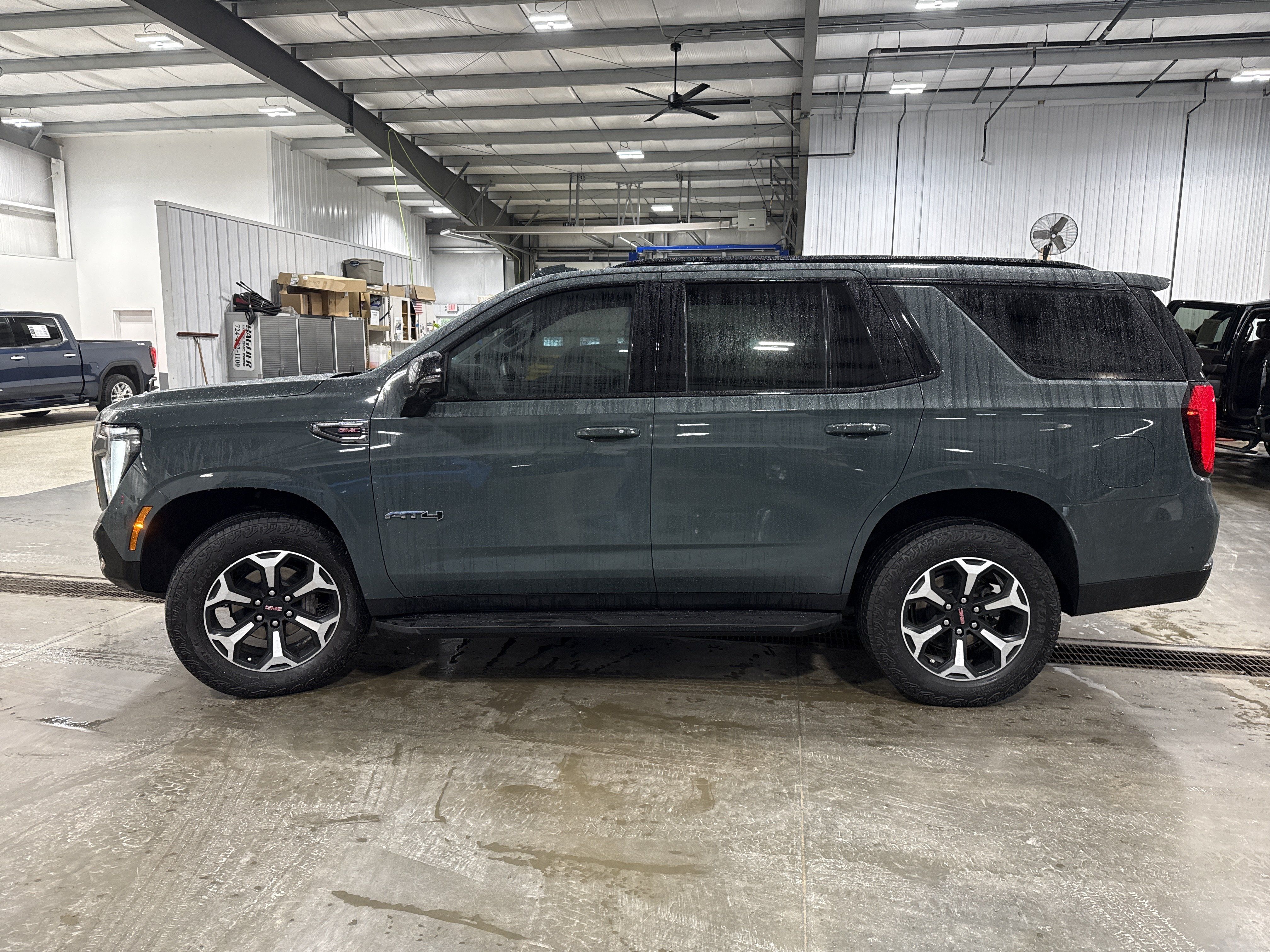 Used 2026 GMC Yukon AT4 w/ LPO, Floor Liner Package AWD/4WD image 7