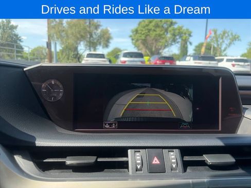 Used 2019 Lexus ES 300h w/ Premium Package FWD image 47