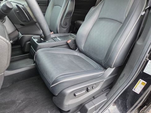 Used 2024 Honda Odyssey Elite image 6
