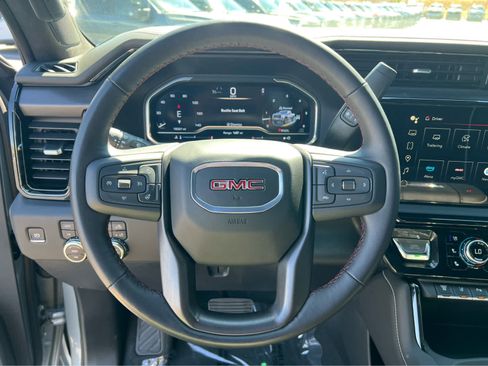 Used 2025 GMC Sierra 2500 AT4X AWD/4WD image 36