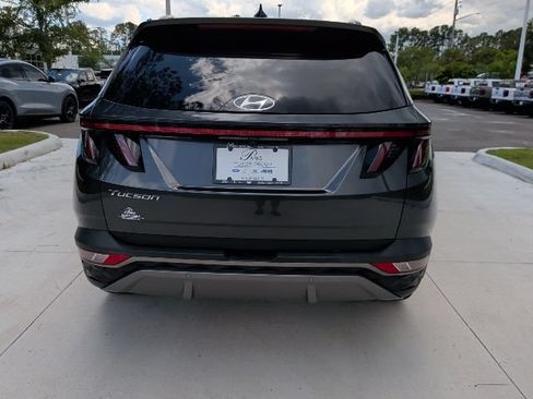 Used 2022 Hyundai Tucson Limited FWD image 13