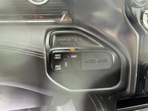 Used 2022 RAM 3500 Limited AWD/4WD image 59