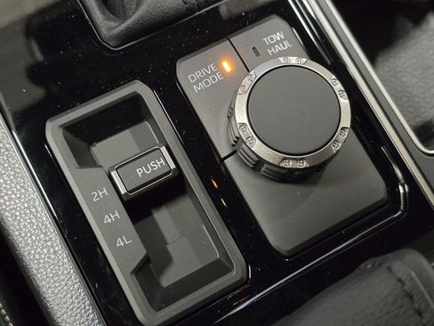 New 2026 Toyota Tundra SR5 image 7