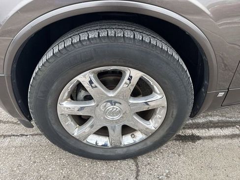 Used 2008 Buick Enclave CXL w/ Entertainment Package #3 image 7