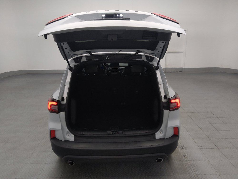 Used 2025 Ford Escape ST-Line FWD image 29