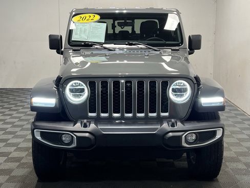 Used 2022 Jeep Gladiator Overland w/ Popular Equipment Package image 2
