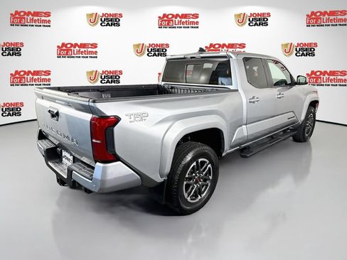 Certified 2024 Toyota Tacoma TRD Sport w/ TRD Sport Upgrade Package AWD/4WD image 18