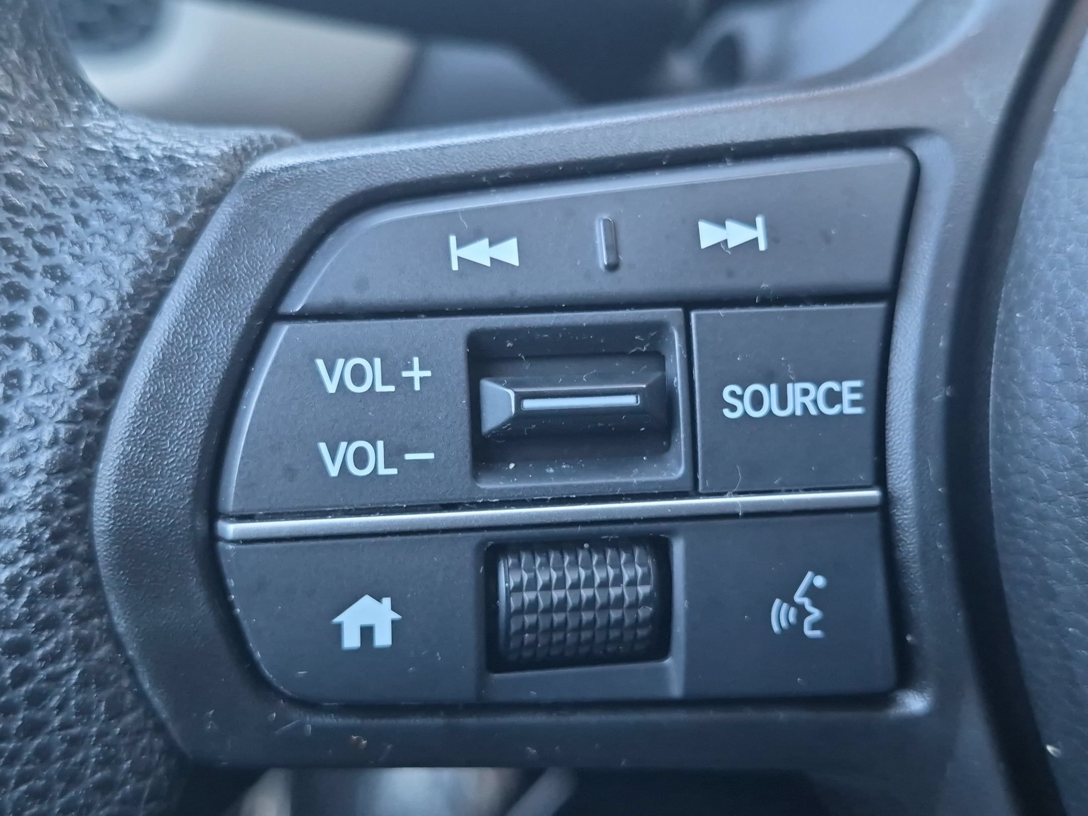 Used 2024 Honda HR-V LX image 15