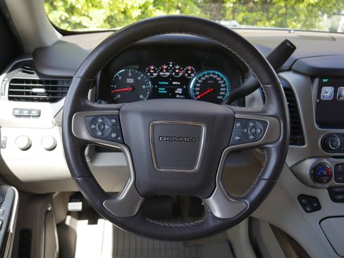 Used 2019 GMC Yukon Denali w/ Open Road Package image 7