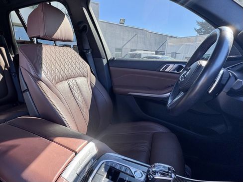 Used 2022 BMW X5 M50i w/ Executive Package image 19