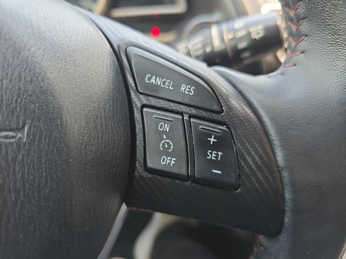 Used 2014 MAZDA MAZDA3 i Touring FWD image 23