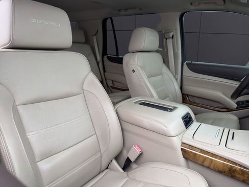 Used 2017 GMC Yukon Denali w/ Open Road Package image 14
