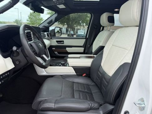 Used 2023 Toyota Sequoia Capstone AWD/4WD image 28