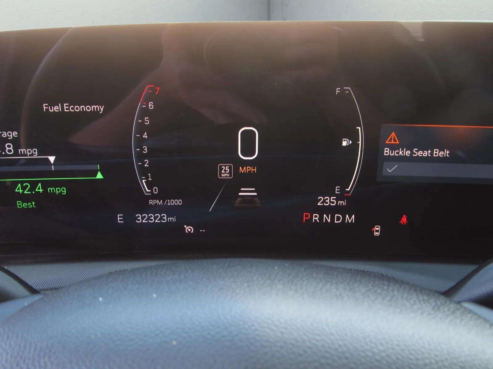 Used 2024 Cadillac XT4 Luxury w/ Cold Weather Package FWD image 25
