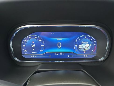 Certified 2024 Chevrolet Tahoe RST w/ Luxury Package image 12