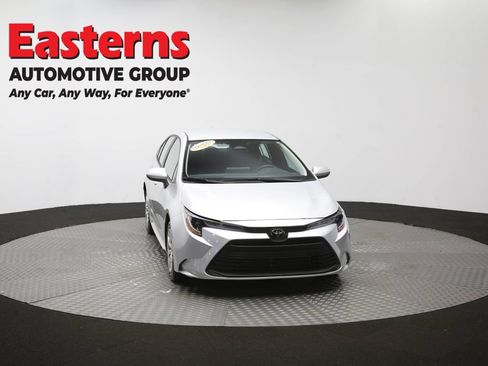 Used 2025 Toyota Corolla LE FWD image 50