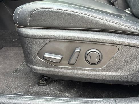 Used 2024 Kia Sportage EX image 14