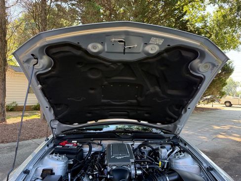 Used 2009 Ford Mustang GT RWD image 65