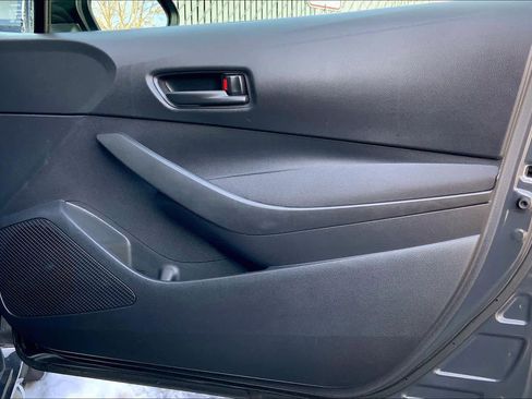 Used 2023 Toyota Corolla LE w/ LE Convenience Package image 23