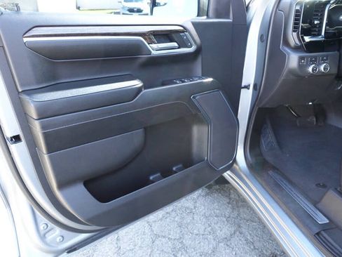 Used 2024 GMC Sierra 1500 Elevation AWD/4WD image 16