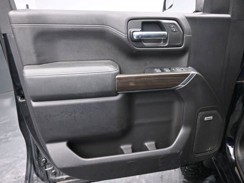 Used 2019 Chevrolet Silverado 1500 LT Trail Boss image 29