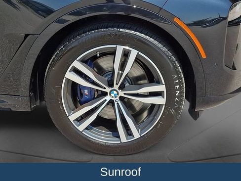 Used 2024 BMW X7 xDrive40i w/ M Sport Package AWD/4WD image 10