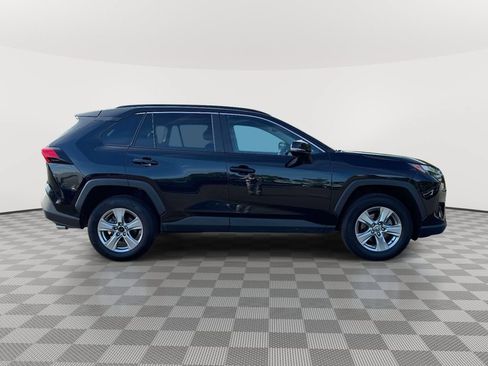 Used 2024 Toyota RAV4 XLE AWD/4WD image 8