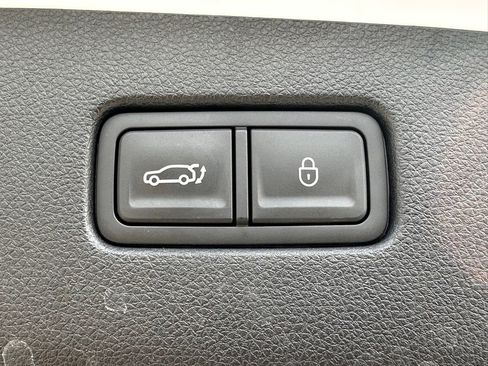 Used 2023 Genesis GV70 3.5T Sport w/ Sport Prestige Package image 13