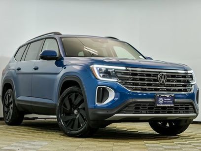 Certified 2025 Volkswagen Atlas SE w/ Panoramic Sunroof Package