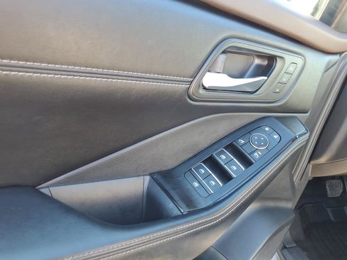 Certified 2022 Nissan Rogue SL AWD/4WD image 14
