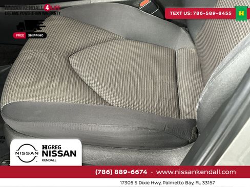 Used 2024 Toyota Highlander LE image 16