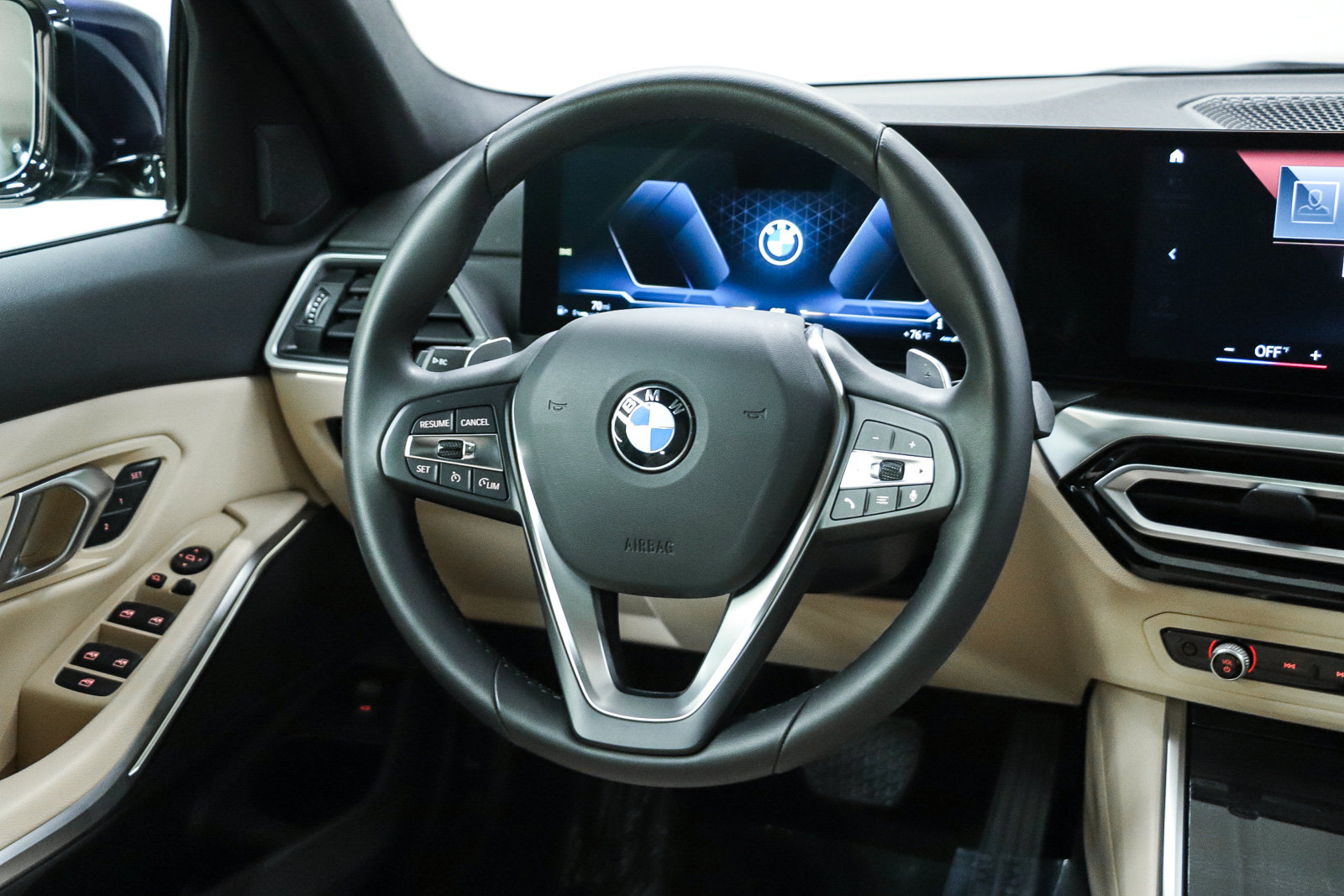 Certified 2024 BMW 330i Sedan w/ Convenience Package RWD image 15