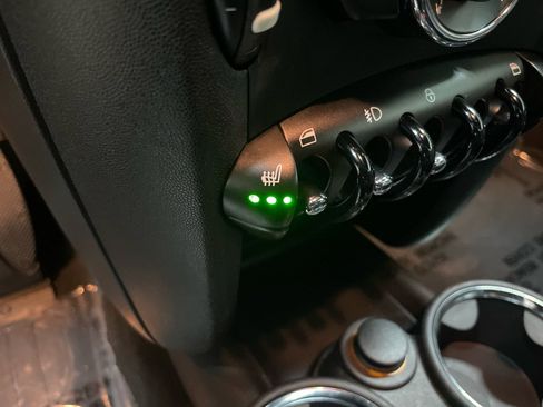 Used 2012 MINI Cooper Coupe image 24