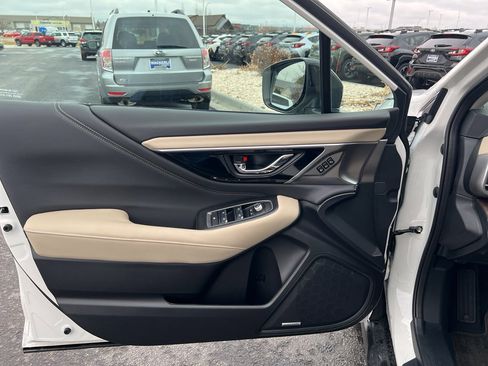 Certified 2025 Subaru Outback Limited image 23