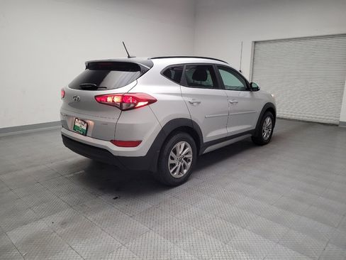Used 2017 Hyundai Tucson SE image 9