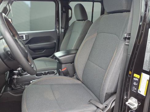 Used 2024 Jeep Wrangler Unlimited Sport AWD/4WD image 14