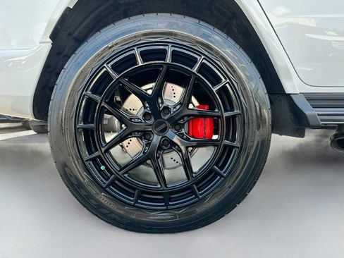 Used 2025 Mercedes-Benz G 63 AMG 4MATIC image 33
