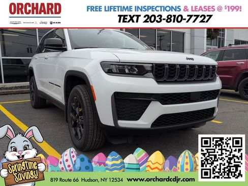 New 2026 Jeep Grand Cherokee Altitude AWD/4WD image 1