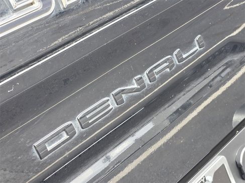 Used 2024 GMC Sierra 1500 Denali Ultimate image 12