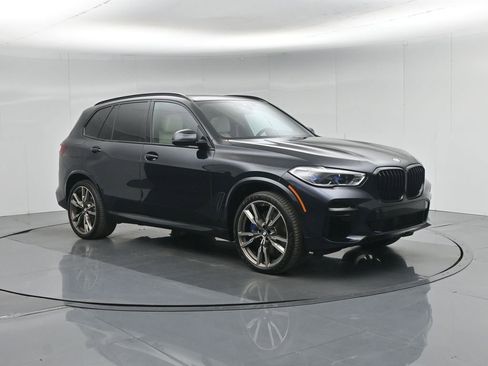 Used 2022 BMW X5 M50i w/ Executive Package image 34