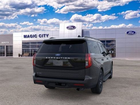 New 2025 Ford Expedition Active AWD/4WD image 8