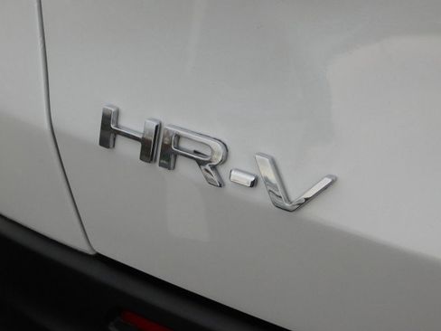 Used 2024 Honda HR-V LX image 6