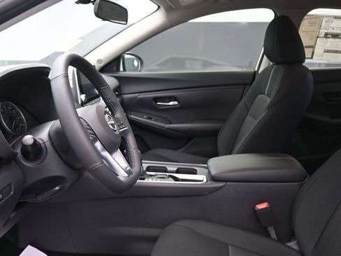 Used 2025 Nissan Sentra SV w/ All-Weather Package image 11