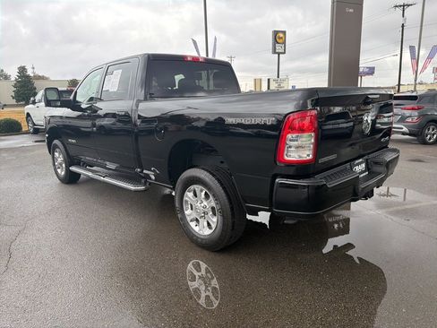 Used 2024 RAM 2500 Big Horn w/ Sport Appearance Package image 7