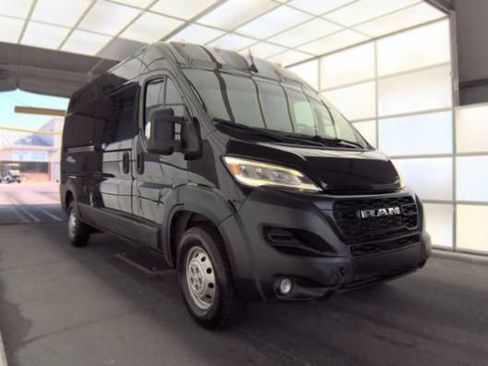Used 2023 RAM ProMaster 2500 w/ LED Premium FWD image 1