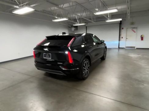 New 2026 Cadillac Optiq Sport 1 image 50